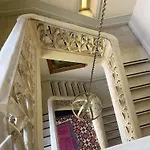Hotel The Originals Chateau De Perigny