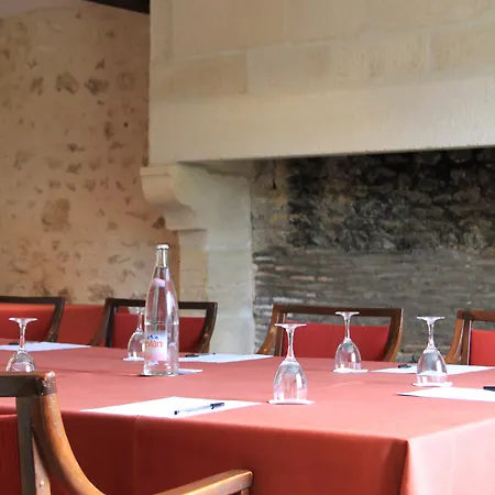 酒店 The Originals Chateau De Perigny 武耶