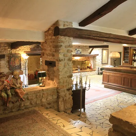 Hotell The Originals Chateau De Perigny