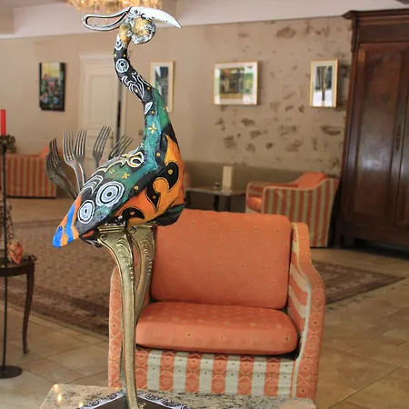 Hotell The Originals Chateau De Perigny 3*