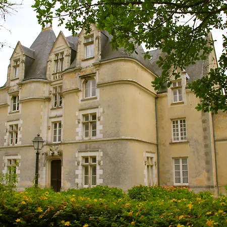Hotell The Originals Chateau De Perigny
