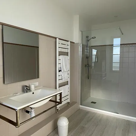 The Originals Chateau De Perigny 3* 武耶