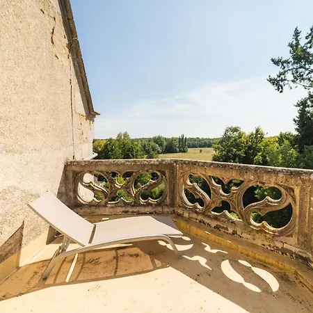 Hotel The Originals Chateau De Perigny 3*