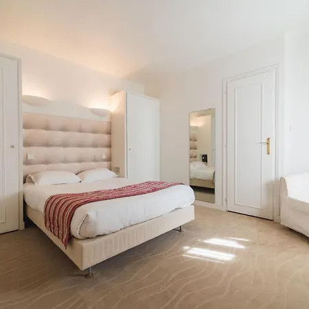 酒店 The Originals Chateau De Perigny