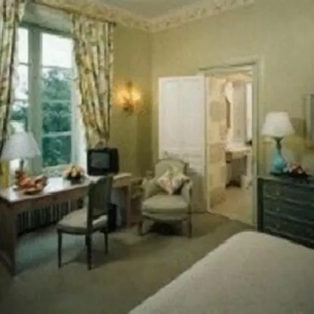 The Originals Chateau De Perigny 武耶