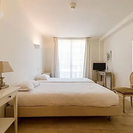The Originals Chateau De Perigny Hotel 3*