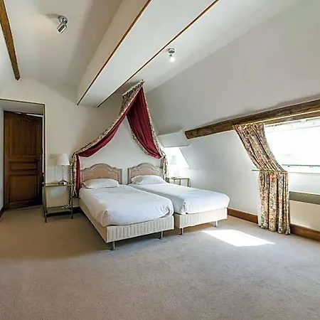 Hotel The Originals Chateau De Perigny