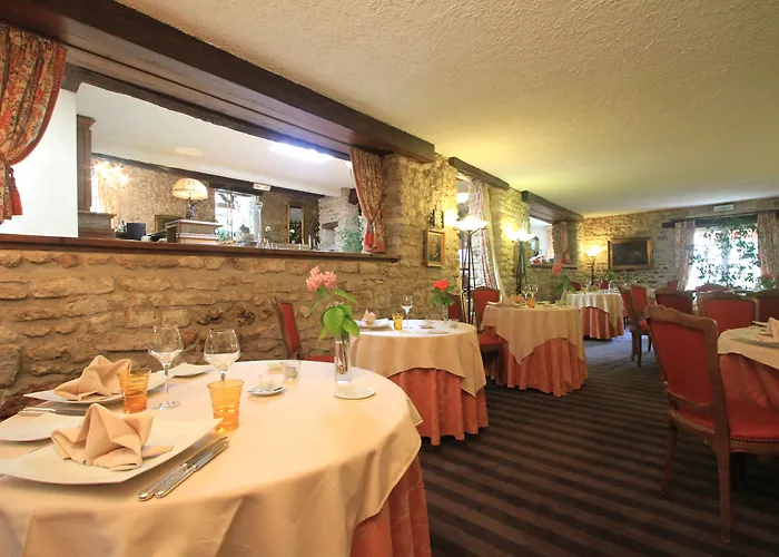 Hotel The Originals Chateau De Perigny Vouillé