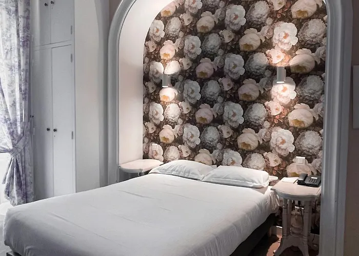 Hotel The Originals Chateau De Perigny 3*