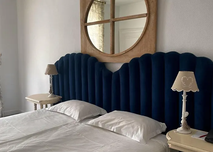 Hotel The Originals Chateau De Perigny Vouillé