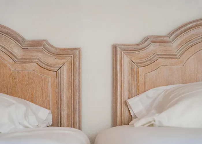 Hotel The Originals Chateau De Perigny Vouillé