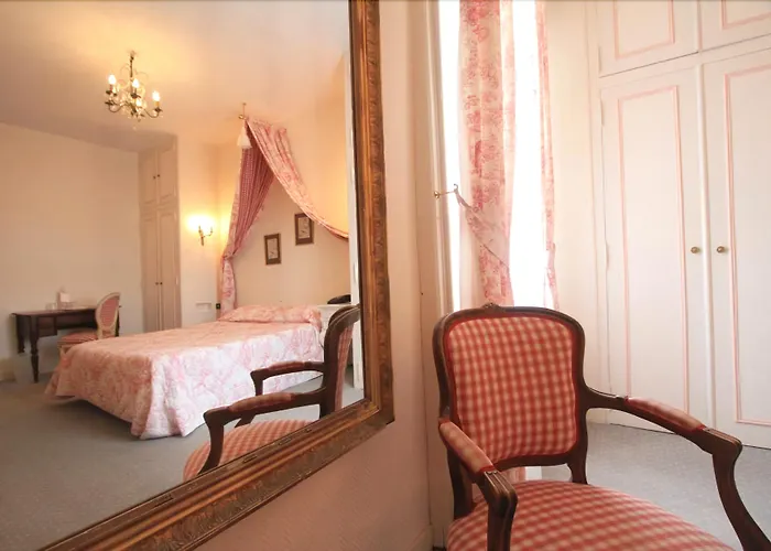 Hotel The Originals Chateau De Perigny Vouillé