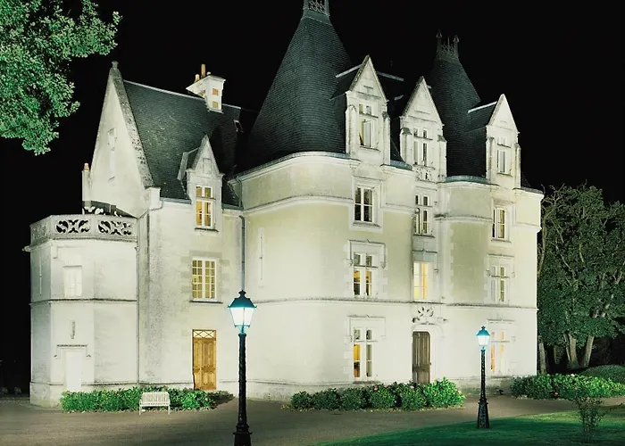 Hotel The Originals Chateau De Perigny Vouillé